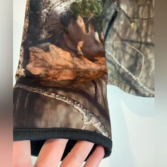 Mossy Oak~Men’s Fleece Hoodie~Built In Neck Gaiter~Zippered Front Pouch~Size L - Picture 8 of 13